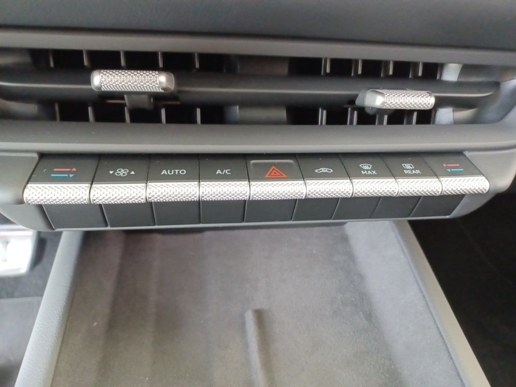 Fahrzeugabbildung Volkswagen ID.3 Neo Style HuD, Area View, Panoramadach