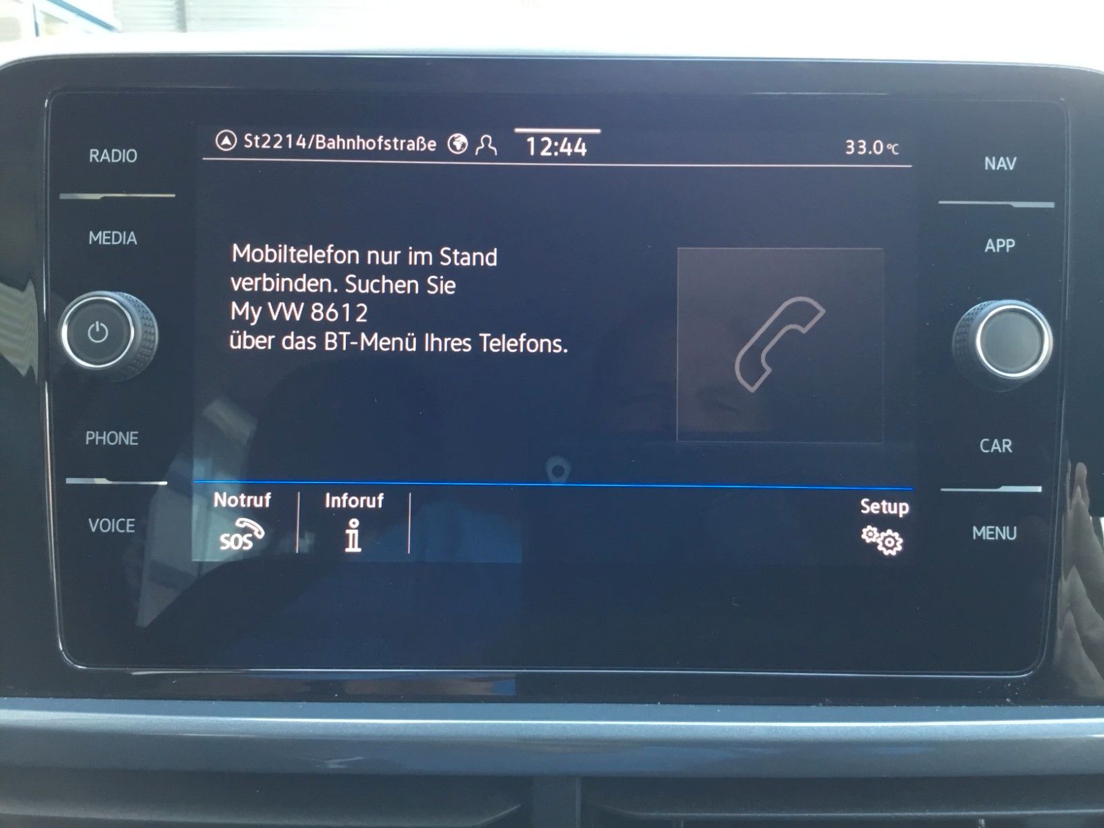 Fahrzeugabbildung Volkswagen T-Roc 1.5 TSI DSG Style+AHK+LED+ACC+17"+Kamera