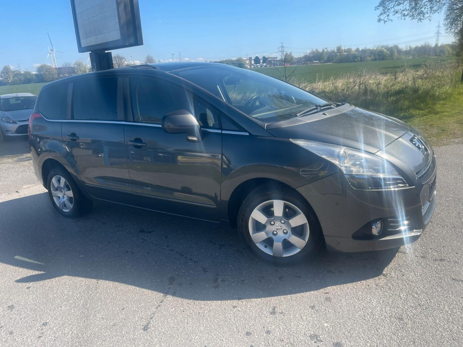 Peugeot 5008 Premium/TÜV 03 2028/PDC/P-DACH/