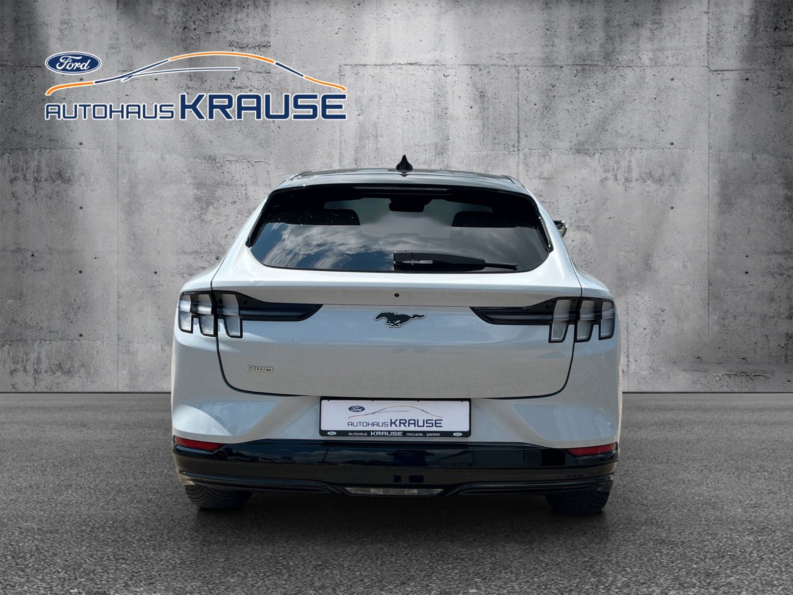 Fahrzeugabbildung Ford Mustang Mach-E AWD