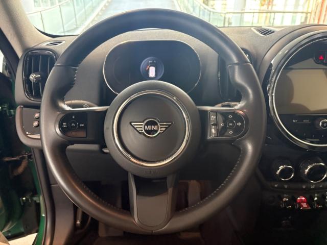 MINI Cooper S Countryman ALL4 Navi Digitales Cockpit 