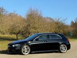 Mercedes-Benz A 200/AMG-Line/LED/Virt.-Cockpit/1Hd./Ambiente/ - : Kleinwagen, 1.2