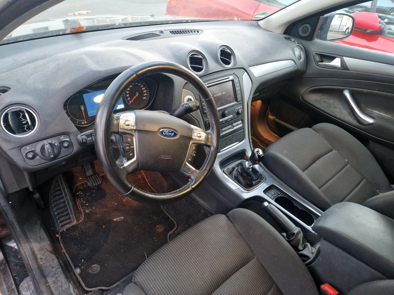 Ford Mondeo 2014 — photo 5