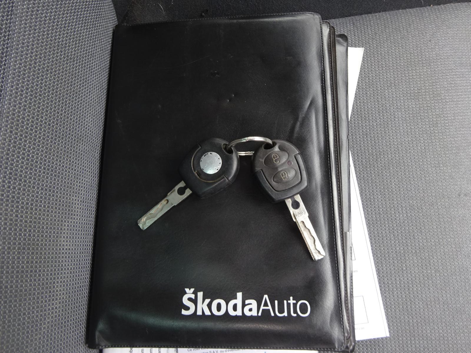 Skoda Octavia 2004 — photo 13