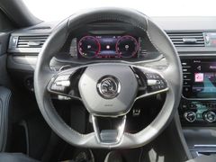 SKODA Superb Combi 2.0 TDI Sportline 4x4 Nav Pan Sthzg SKODA Superb Combi 2.0 TDI Sportline 4x4 Nav Pan Sthzg