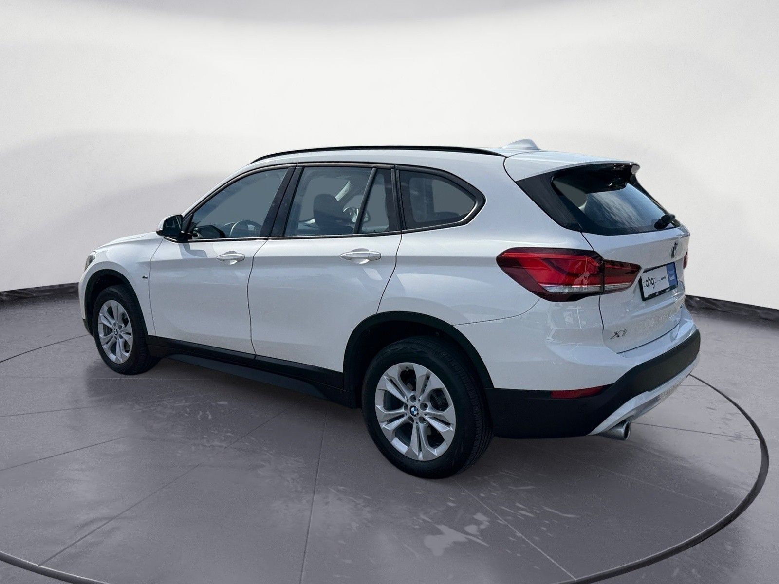 BMW X1 sDrive18i Advantage Navi Klimaaut. Aut. Heckk foto 4
