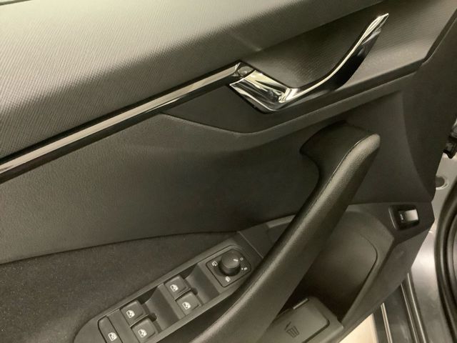 Scala Selection Automatik NAVI PDC ALU LED KLIMA