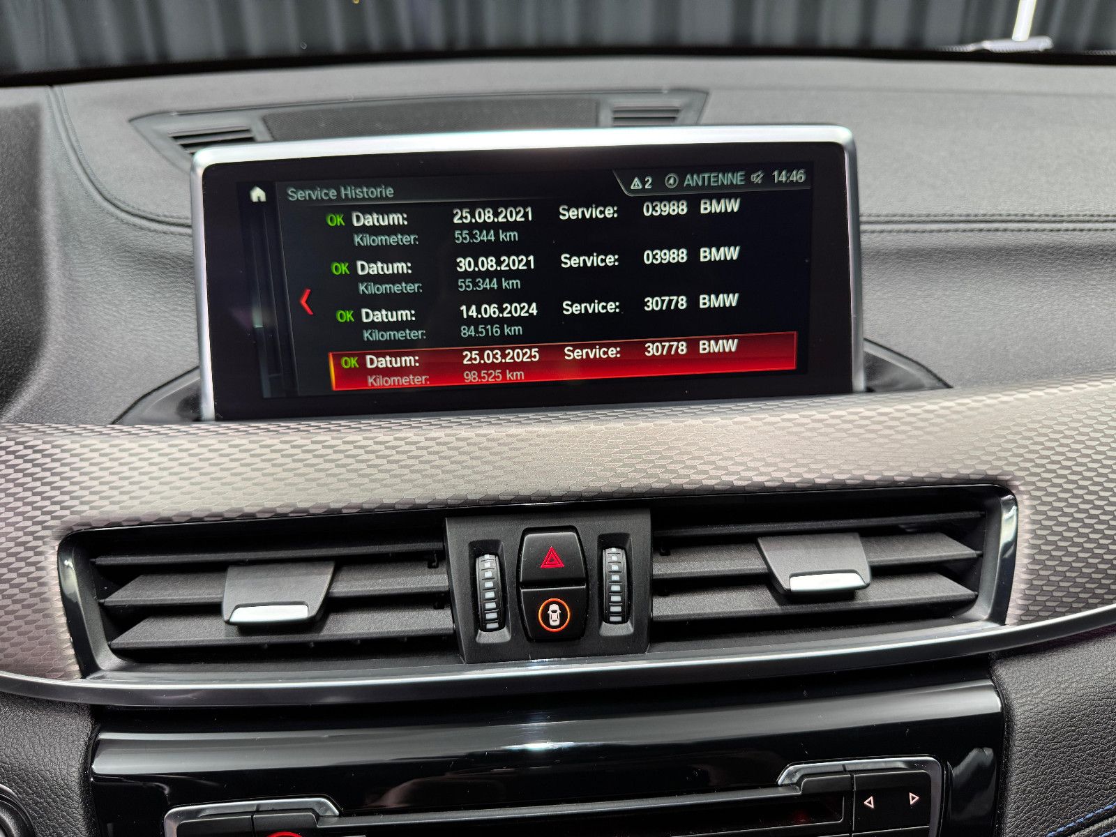 Fahrzeugabbildung BMW BMW X2 20d|M Sport|Individual|AHK|Kamera|