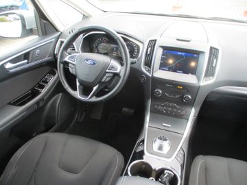 Ford S-Max S-MAX Titanium PDC + Kamera + Key Free