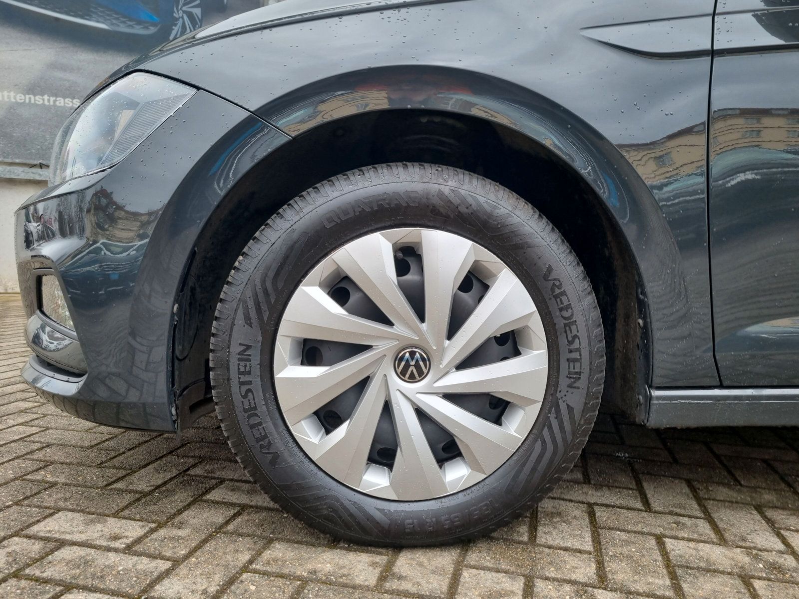 Fahrzeugabbildung Volkswagen Polo 1.0 Trendline PDC SHZ DAB+ KLIMA