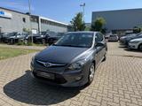 Hyundai i30 1.4 Comfort - Hyundai i30 Comfort mit Benzin-Antrieb