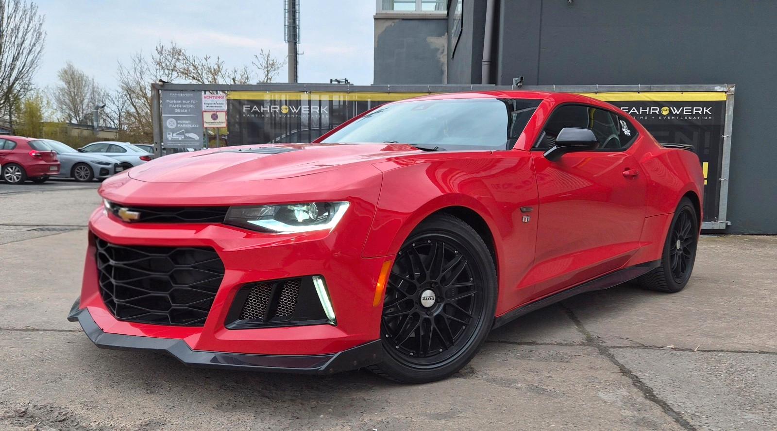 Chevrolet Camaro Coupé V8