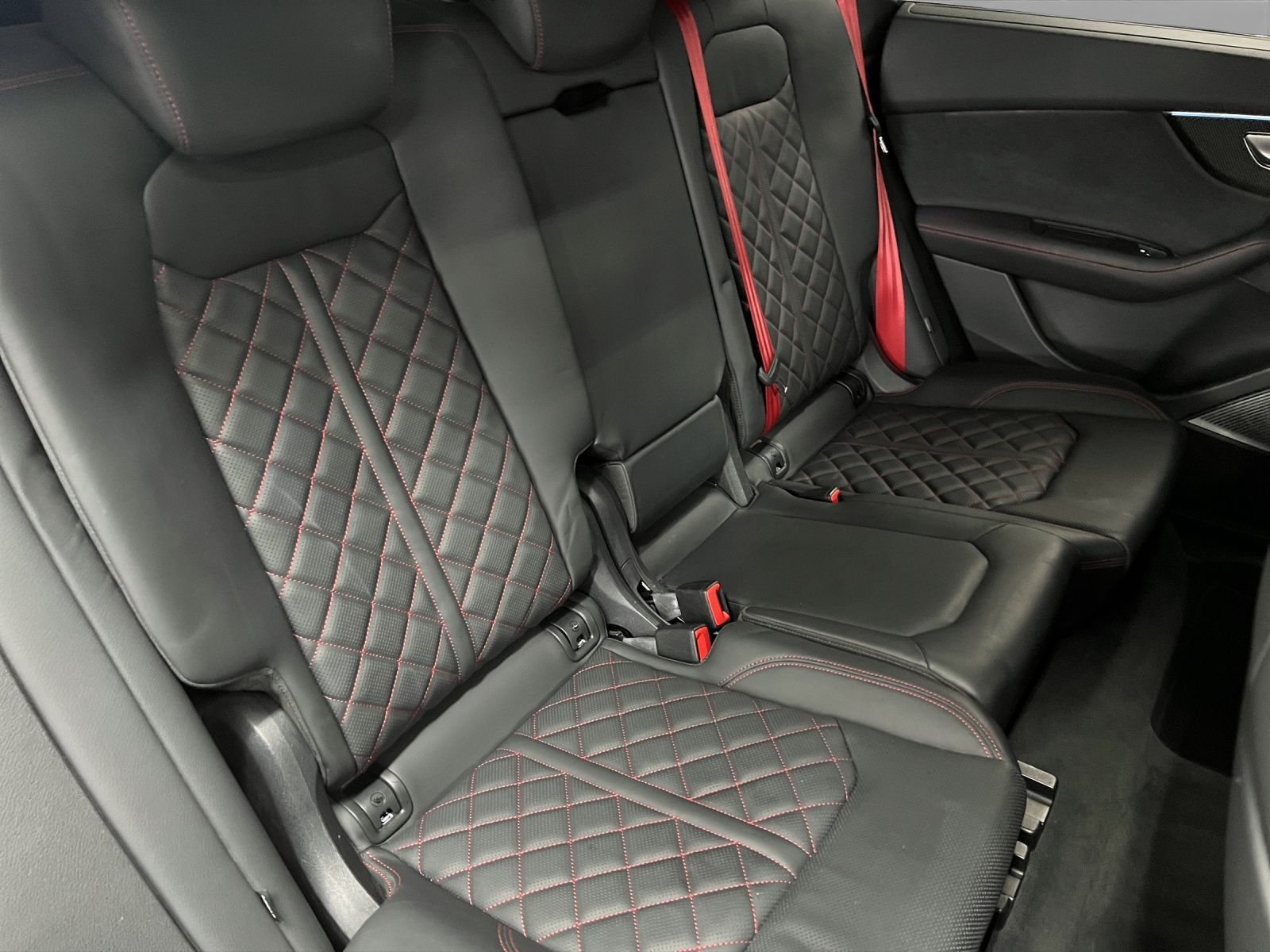 Audi SQ8 - Bild 19