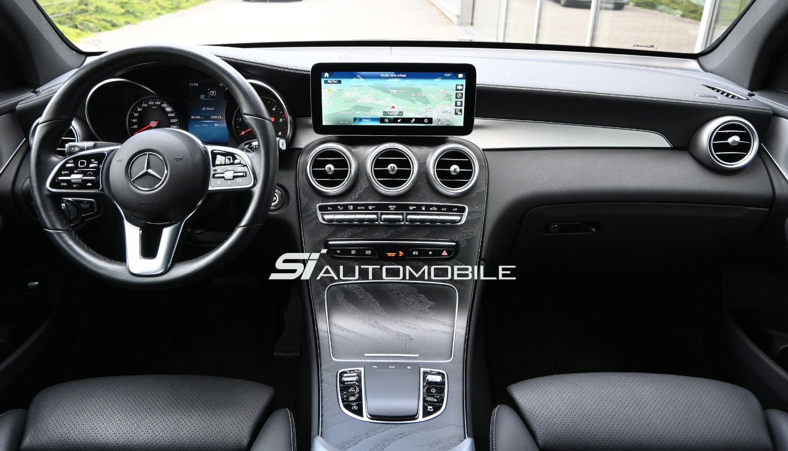 Fahrzeugabbildung Mercedes-Benz GLC 300 d 4M. Coupé NIGHT °ACC°AHK°360°STANDHEIZ