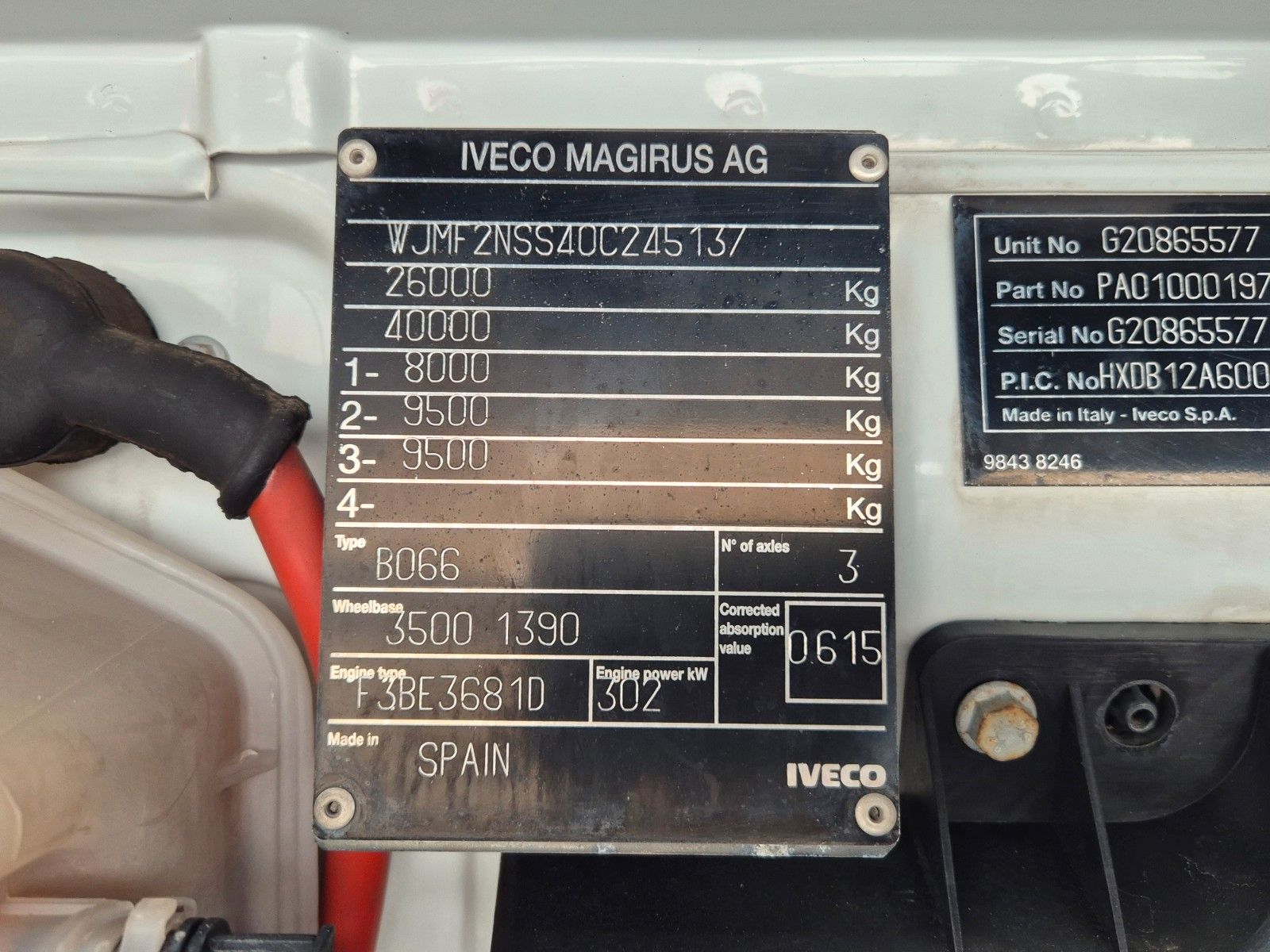 Fahrzeugabbildung Iveco Trakker AT260T41W 6x6 Meiller AHK