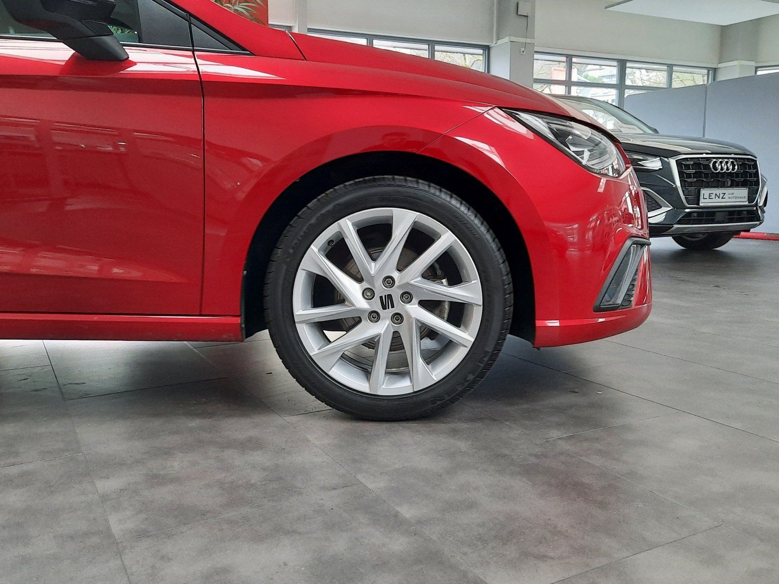 Fahrzeugabbildung SEAT Ibiza FR TSI *Navi*Cam*LED*Einparkh*MirrorLink*