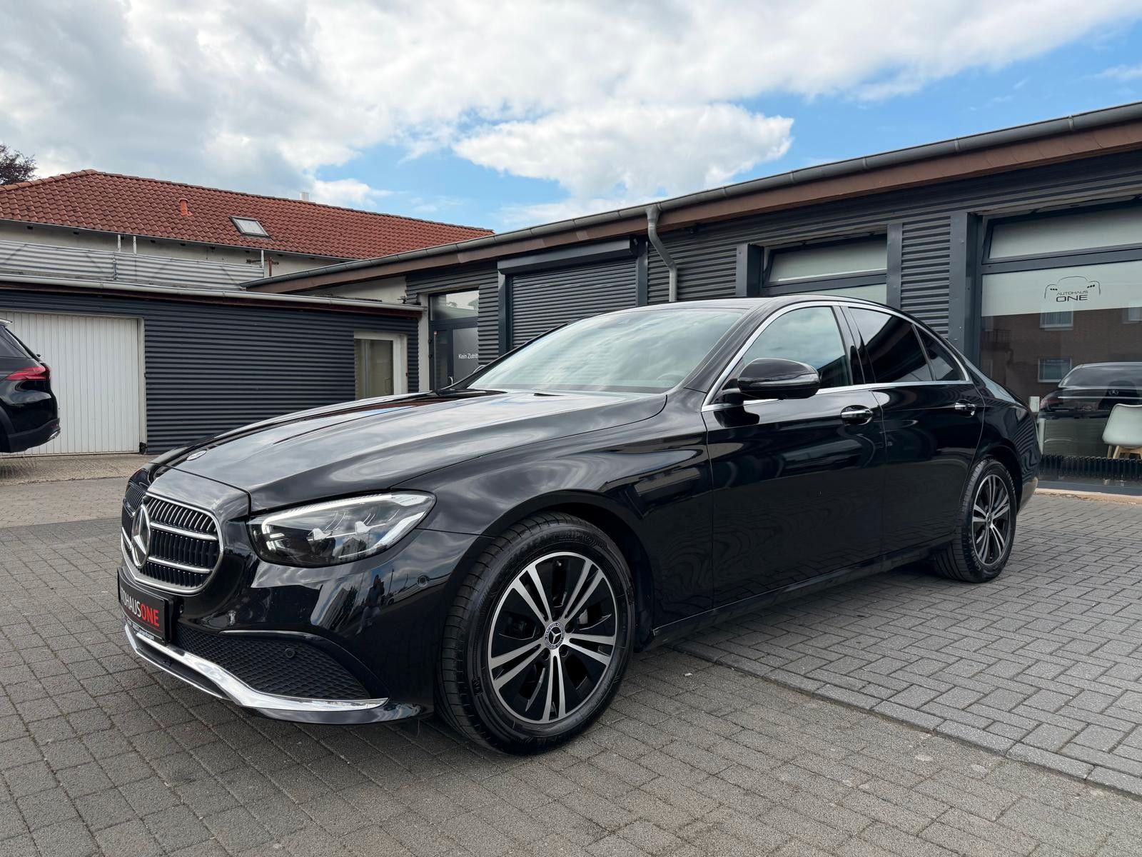 Mercedes-Benz E 220d Avantgarde 360°KAMERA/KEYLESSGO/BURMESTER foto 2