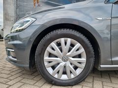 Fahrzeugabbildung Volkswagen Golf VII Variant 1.5 TSI DSG Highline AHK ACC LE