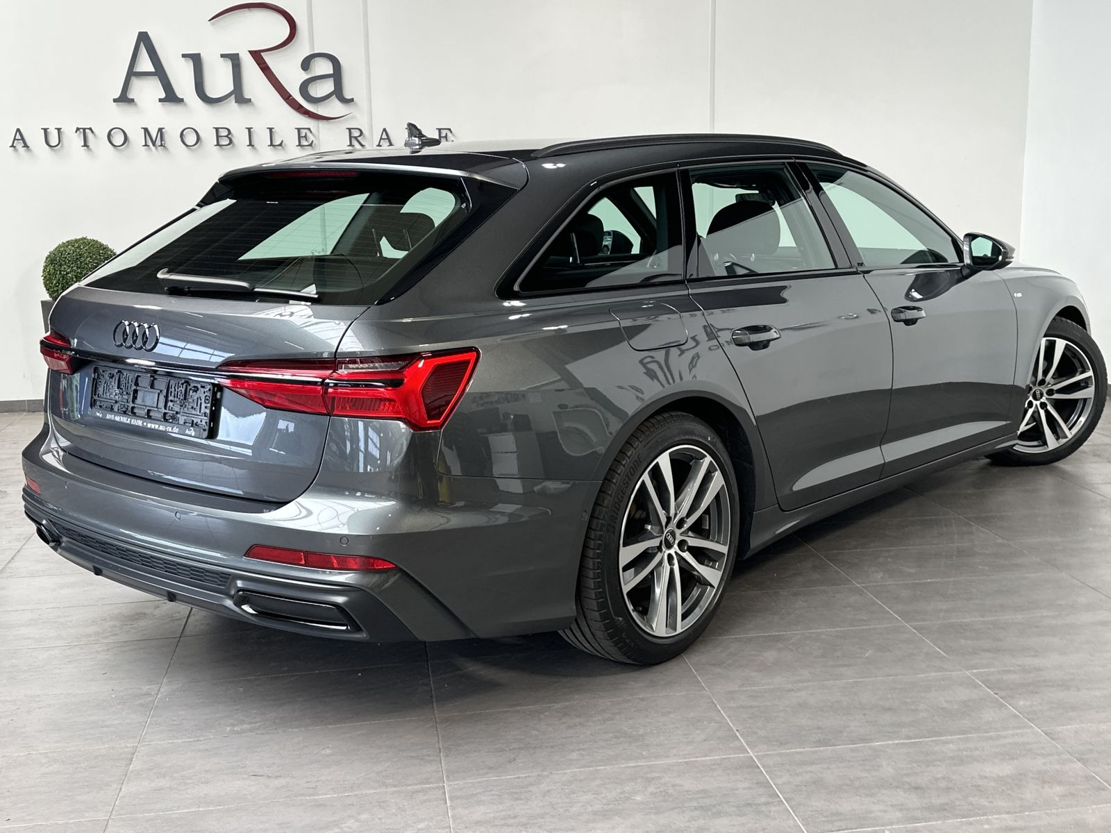 Fahrzeugabbildung Audi A6 Avant 40 TDI S-Line Black NAV+LED+ACC+19ZO+VC