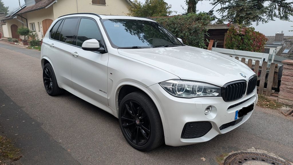 Image of BMW X5