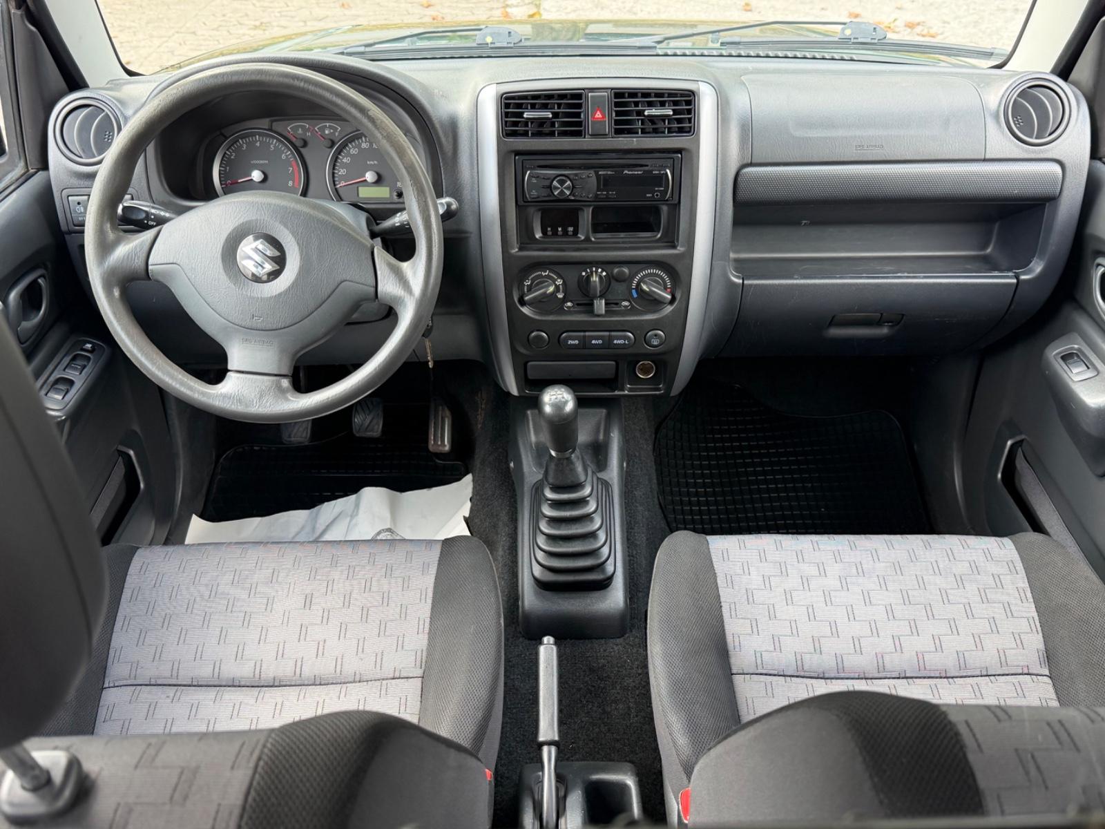 SUZUKI JIMNY 1.3 VVT 86ch RANGER 4X4 - ATTELAGE - 1ER PROPRIÉTAIRE - BARRES DE TOIT