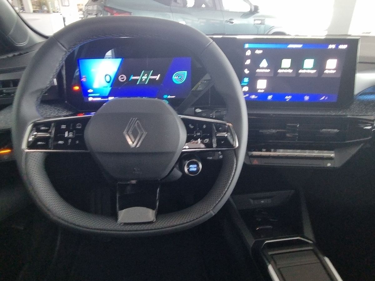 Fahrzeugabbildung Renault Clio Techno Full Hybrid E-Tech 160