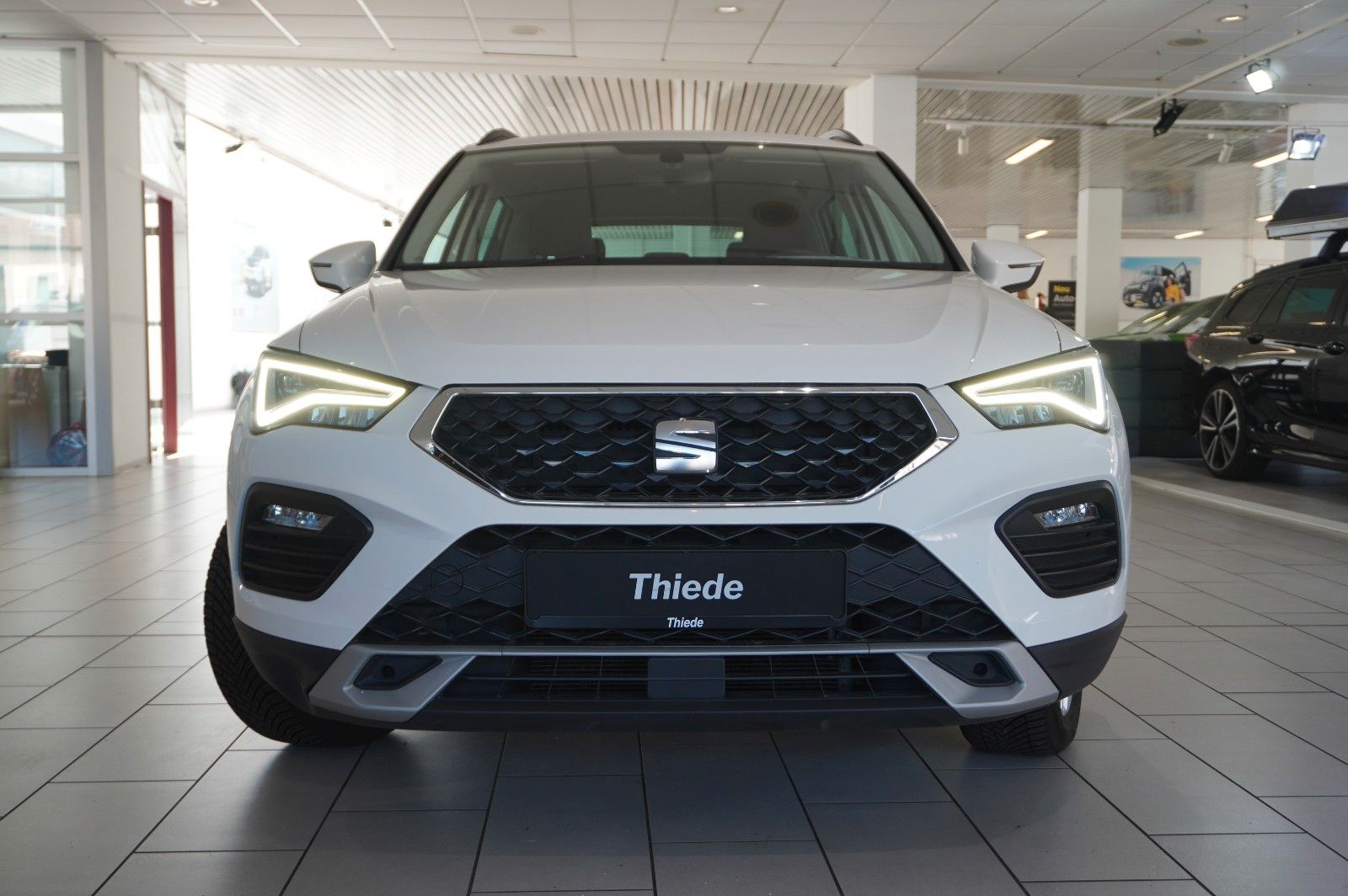 Fahrzeugabbildung SEAT Ateca 2.0 TDI STYLE NAVI/LED/SHZ/TEMP./PDC/DAB+