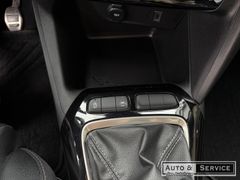 OPEL Corsa F GS-Line Facelift 1.2*MT*LED*CAM*Allwette