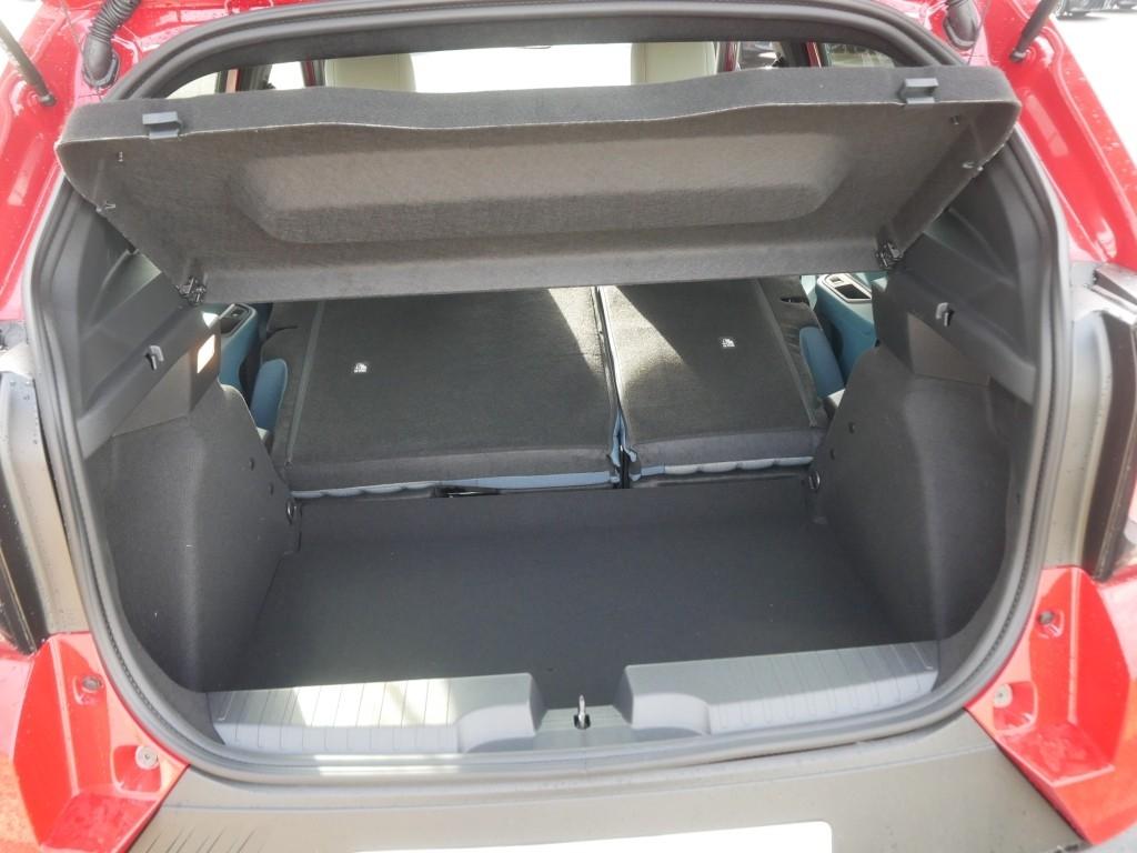 Fiat Grande Panda LA PRIMA HYBRID 1.2 eDCT 110 PS WIN