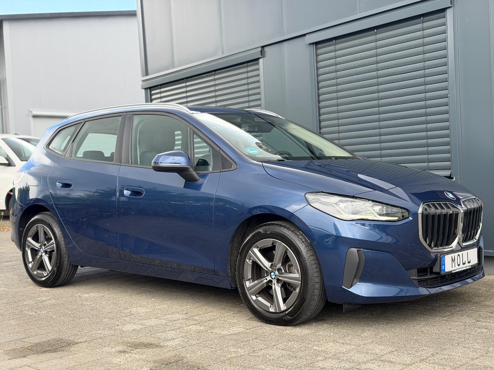 BMW 218d Active Tourer LED Navi Kamera ACC Spur+ Key