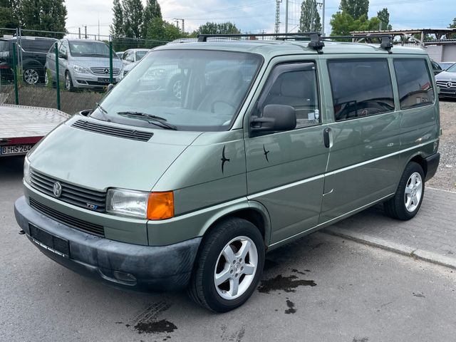 Volkswagen T4 Bulli Transporter 2,5TDI 8Sitzer TüV NEU