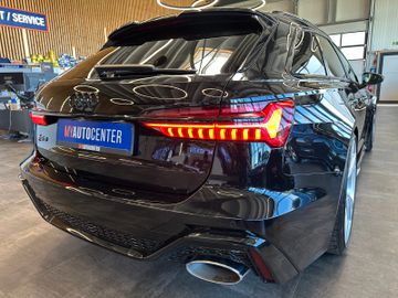 Audi RS6 4.0 TFSI tiptr. quattro *HUD*PANO*MATRIX*