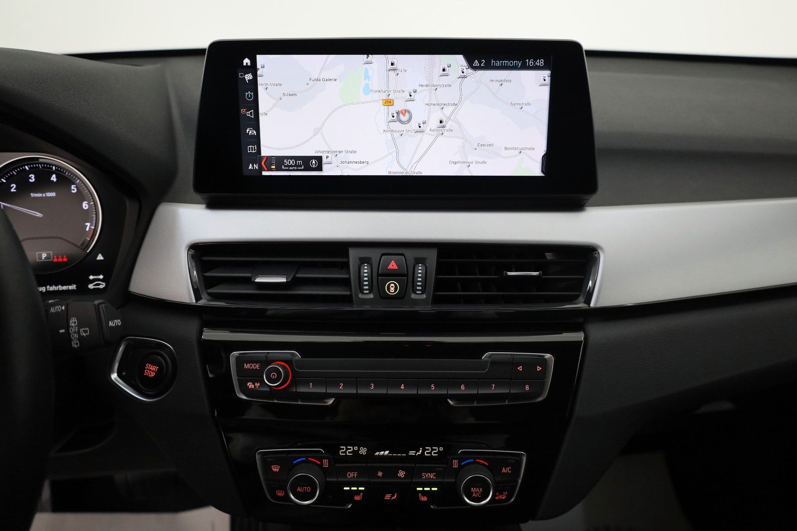 Fahrzeugabbildung BMW X1 xDrive 25e Advantage,Leder,Navi,HUD,Kamera,SH