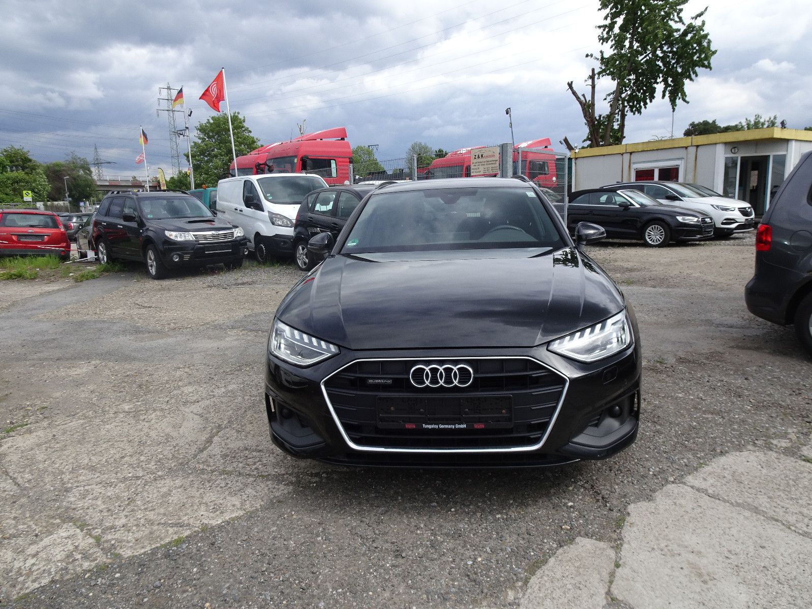 Audi A4 - 1