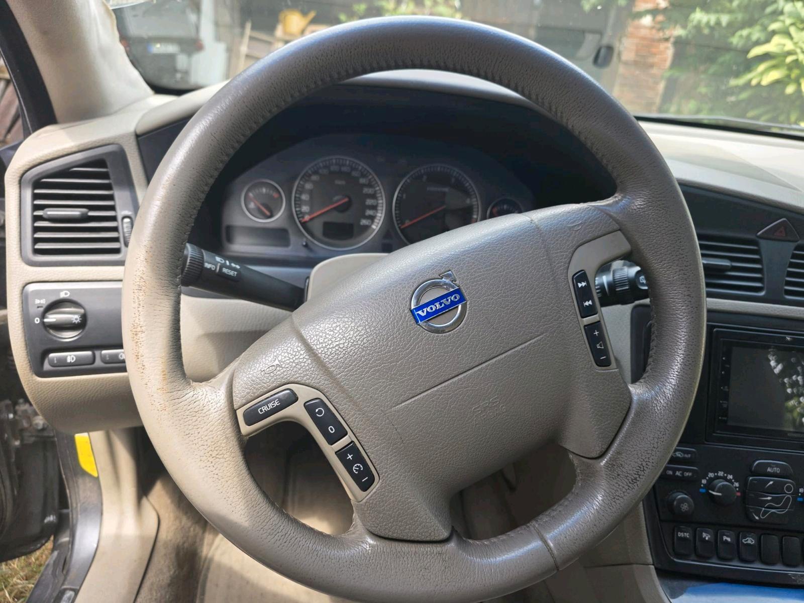 Volvo V70 2006 — photo 6