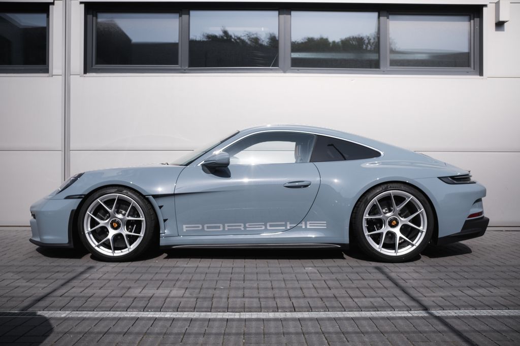 Porsche 992/911 S/T