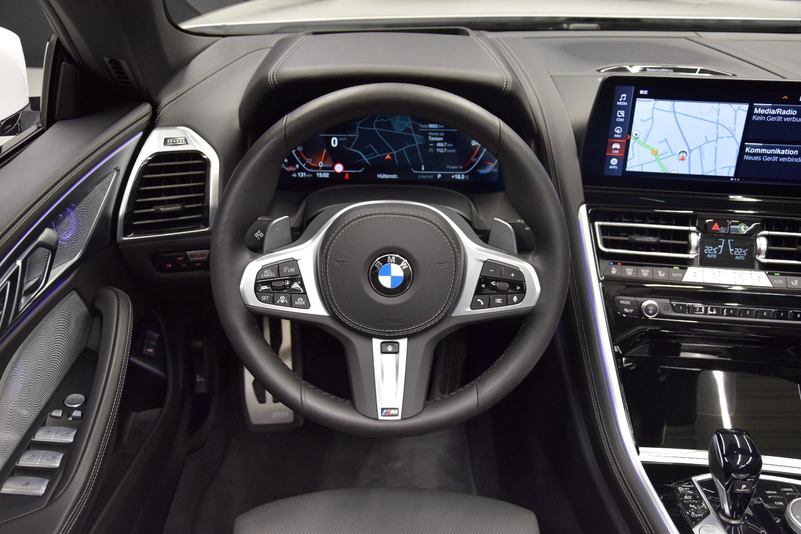 Fahrzeugabbildung BMW 840i M Sport Pro Cabrio HuD Sitzlklima Laser B&W