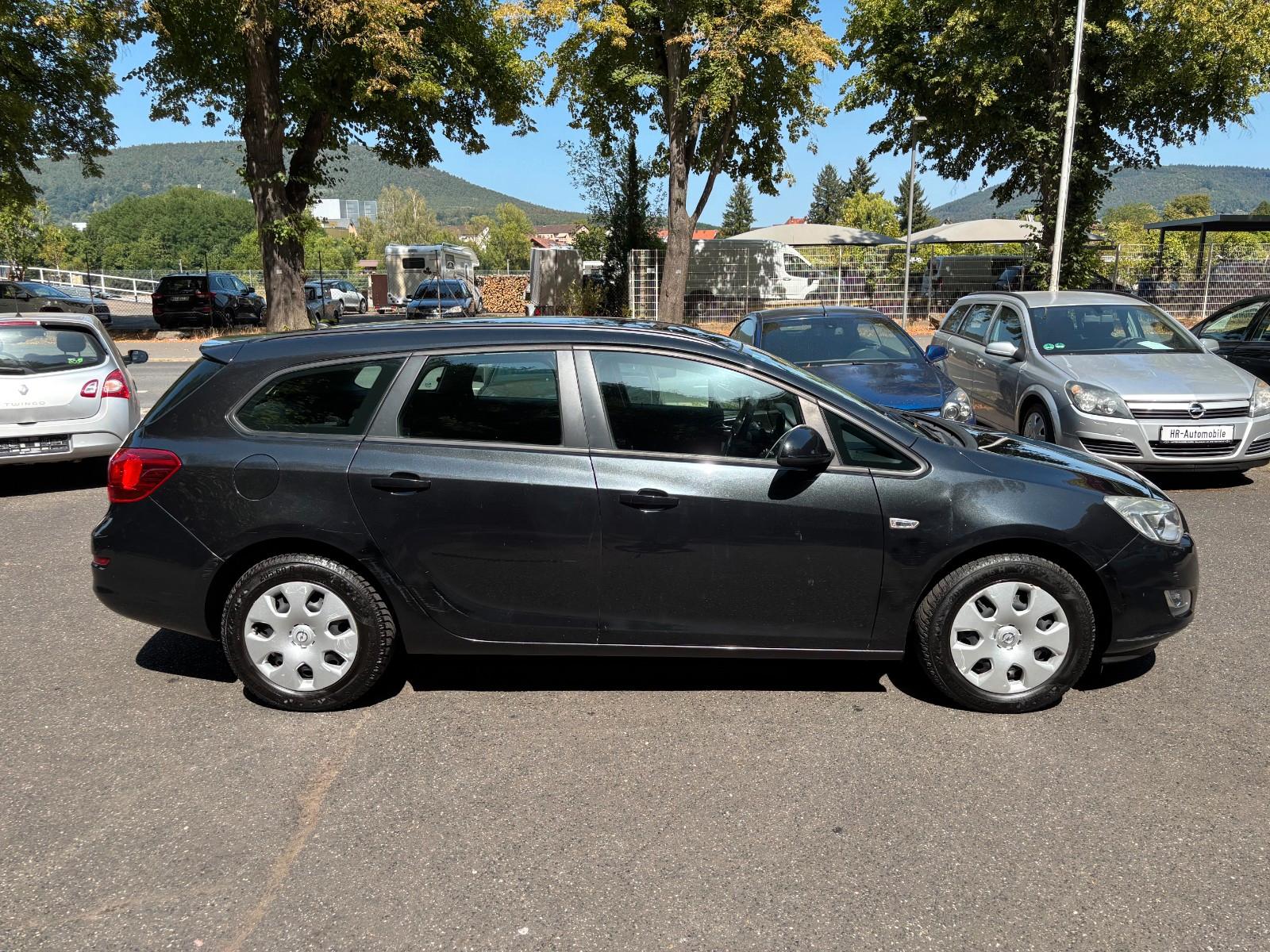 Opel Astra 2012 — engine 1.362 cm³, 120 HP (88kW)