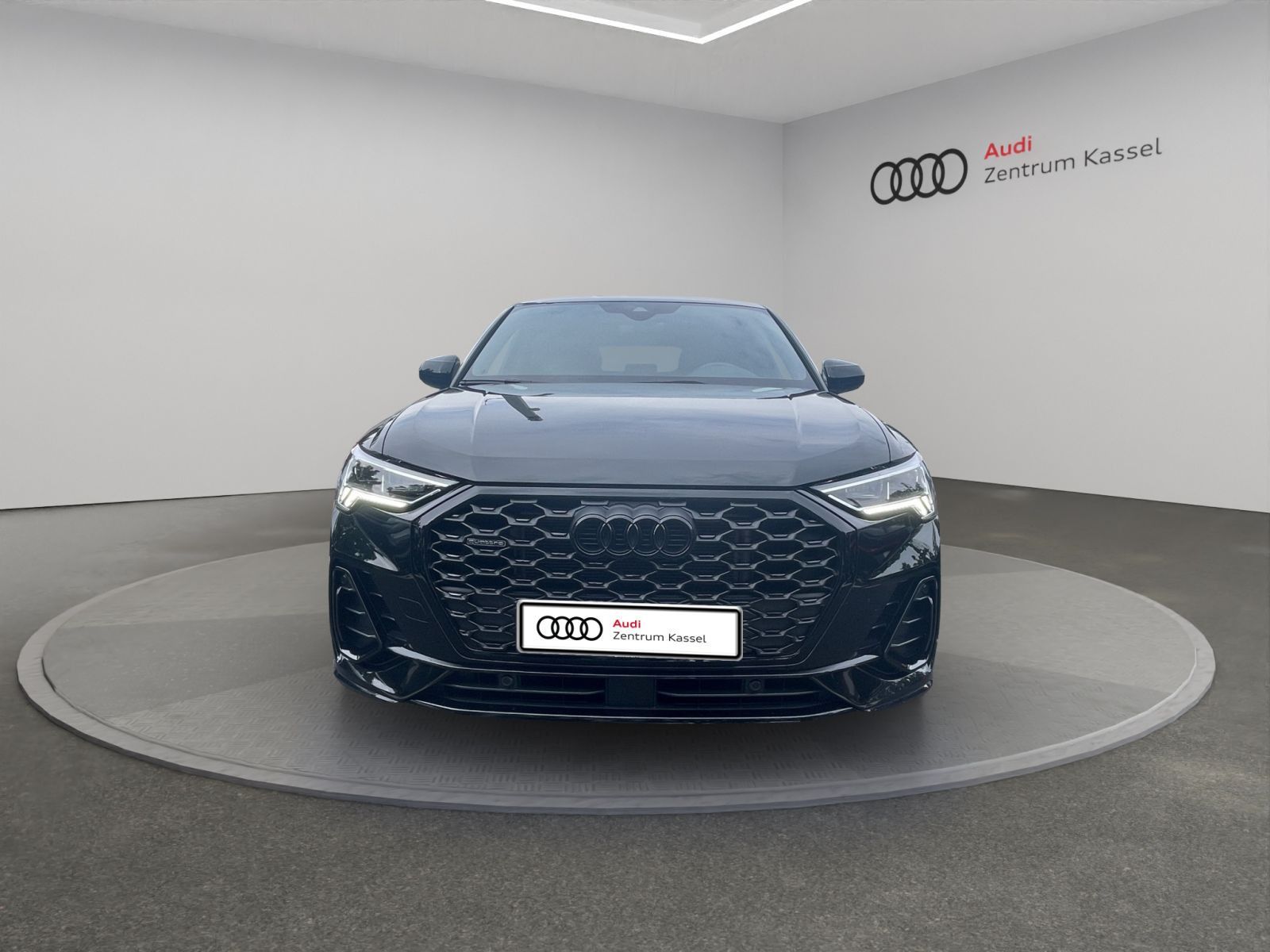 Audi Q3 SB 40 TFSI qu. S line LED AHK PDC+ StandHZG foto 9