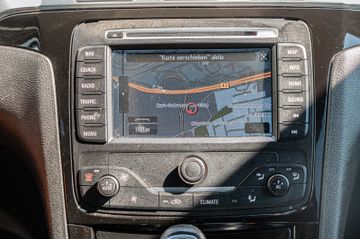 Fahrzeugabbildung Ford S-MAX Titanium 2.0 |NAVI|PDC|SHZ