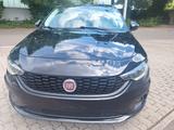 Fiat Tipo Hatchback S-Design-BLACK *NAVI+KAMERA*XENON - mit Diesel-Antrieb: Hatchback