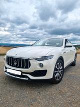 Maserati Levante SQ4 | Bianco Alpi | Pano | Harman Kardon