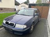 Skoda Octavio - Skoda Octavia aus 2002: Kombi