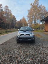Toyota Hilux 4x4 Extra Cap - Toyota Hilux aus 2010 mit Diesel-Antrieb