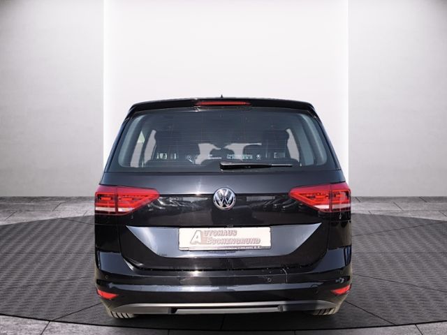 Fahrzeugabbildung Volkswagen Touran 1.5 TSI ACT DSG Highline LED ACC NAVI KAM