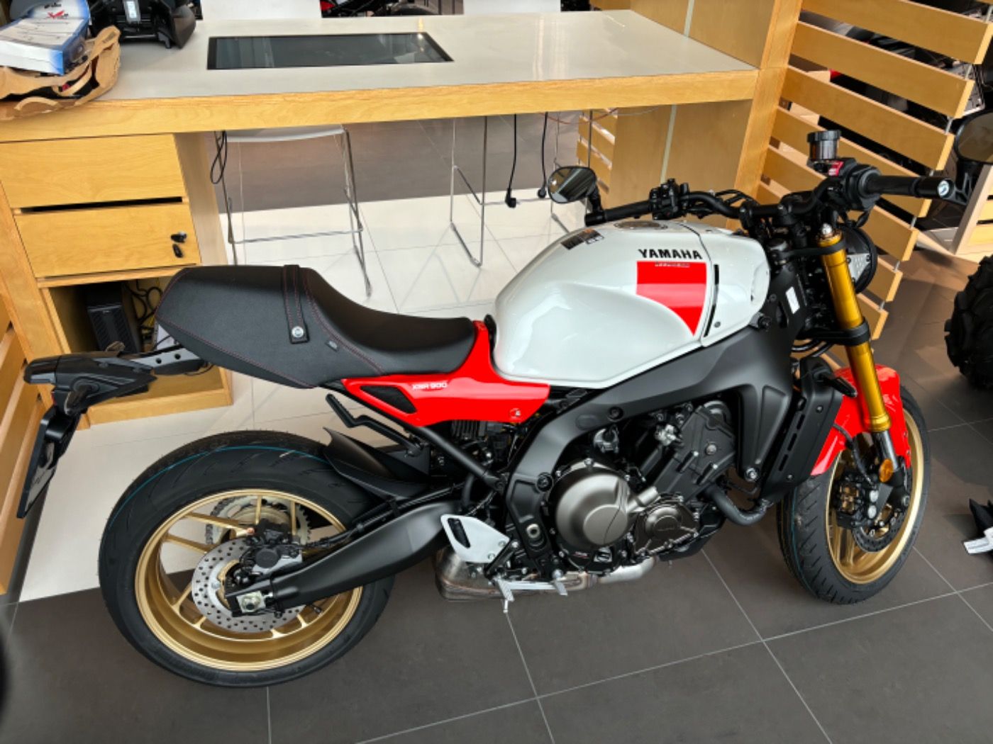 Fahrzeugabbildung Yamaha XSR 900 Modell 2024 Tageszulassung