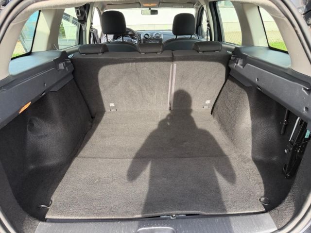 Fahrzeugabbildung Dacia Logan MCV II Kombi Comfort +RADIO+KLIMA+PDC+UVM+