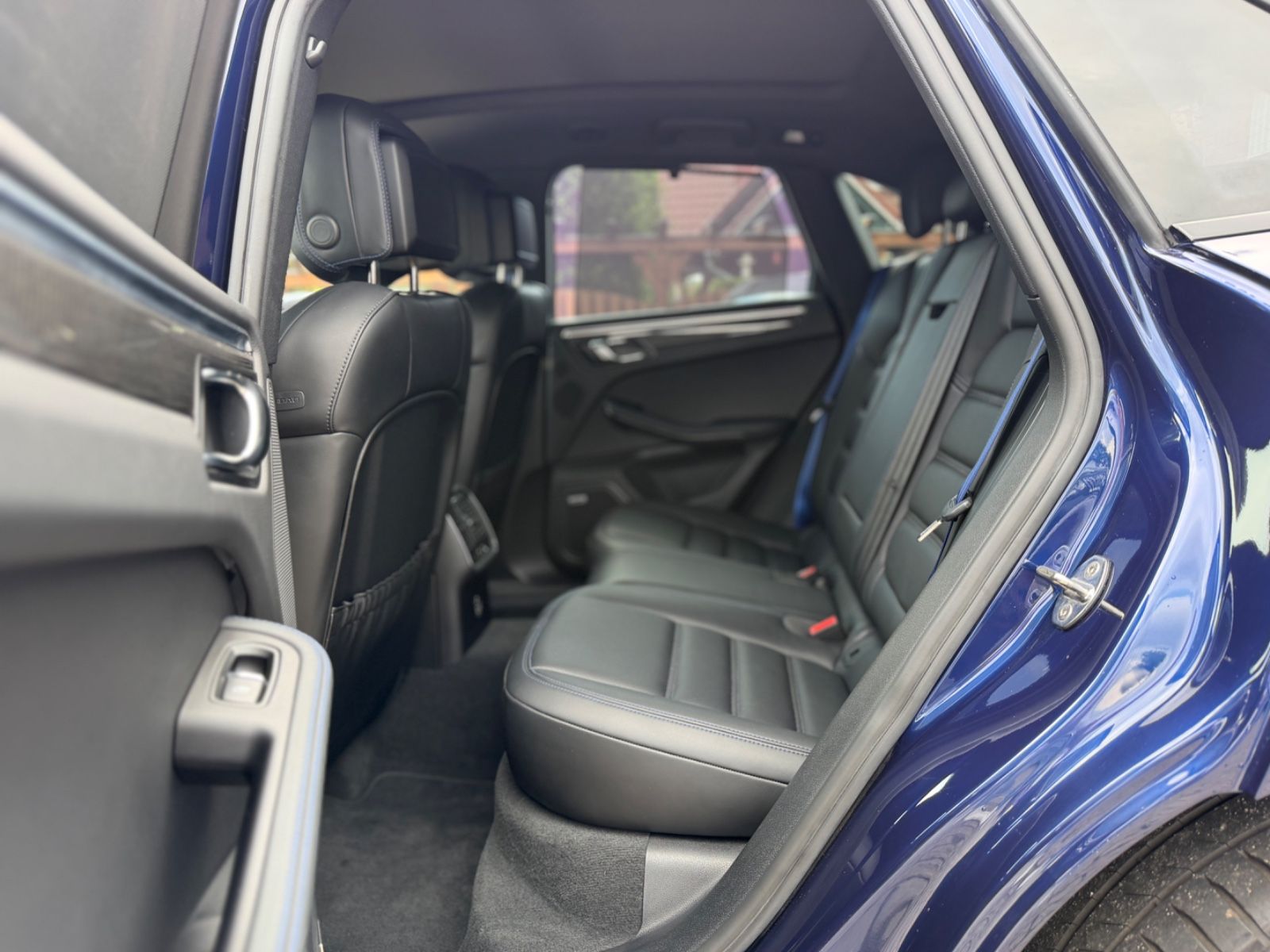 Porsche Macan GTS Pano Nappa Bose Led Carbon Luft Lkh foto 19