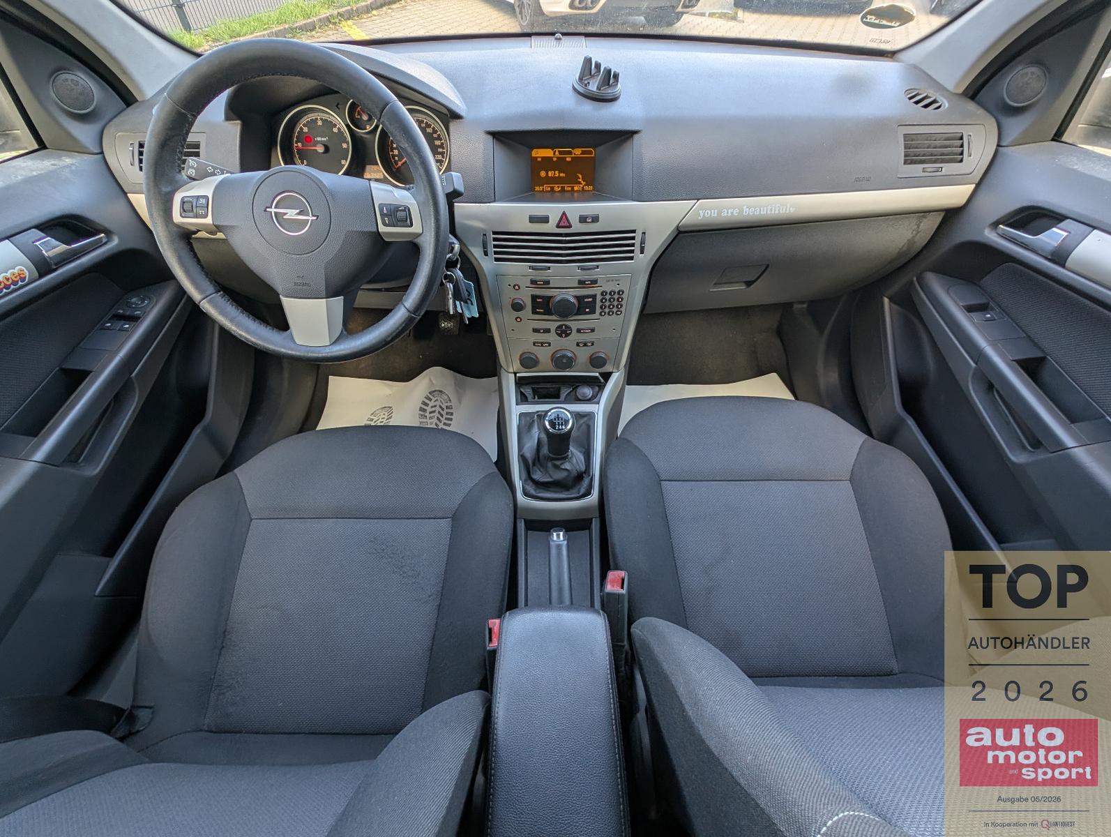 Opel Astra 2007 — photo 16