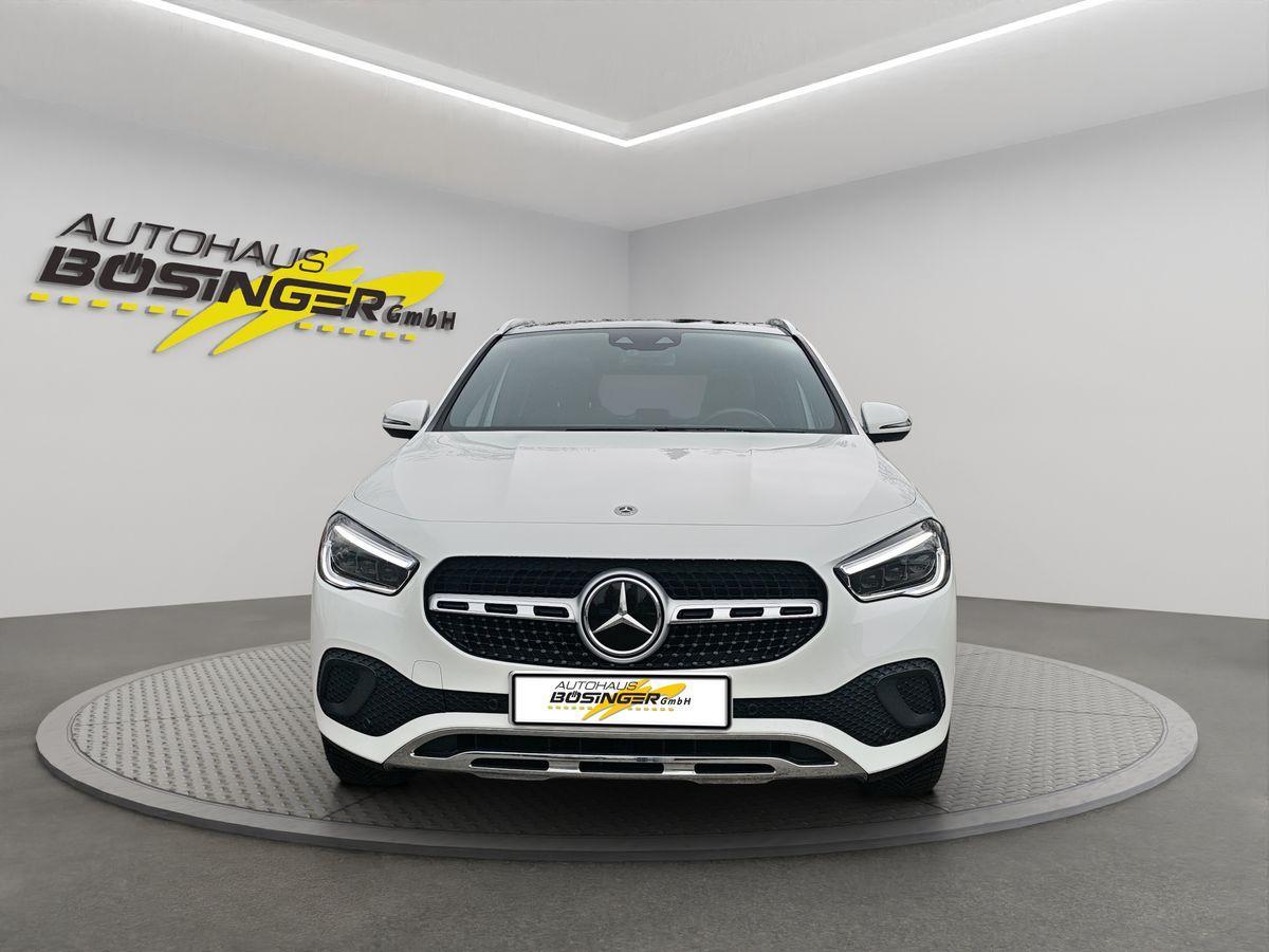 Mercedes-Benz GLA 220d 4Matic Nav/Sound/Pano/AHK/Allwetter TOP